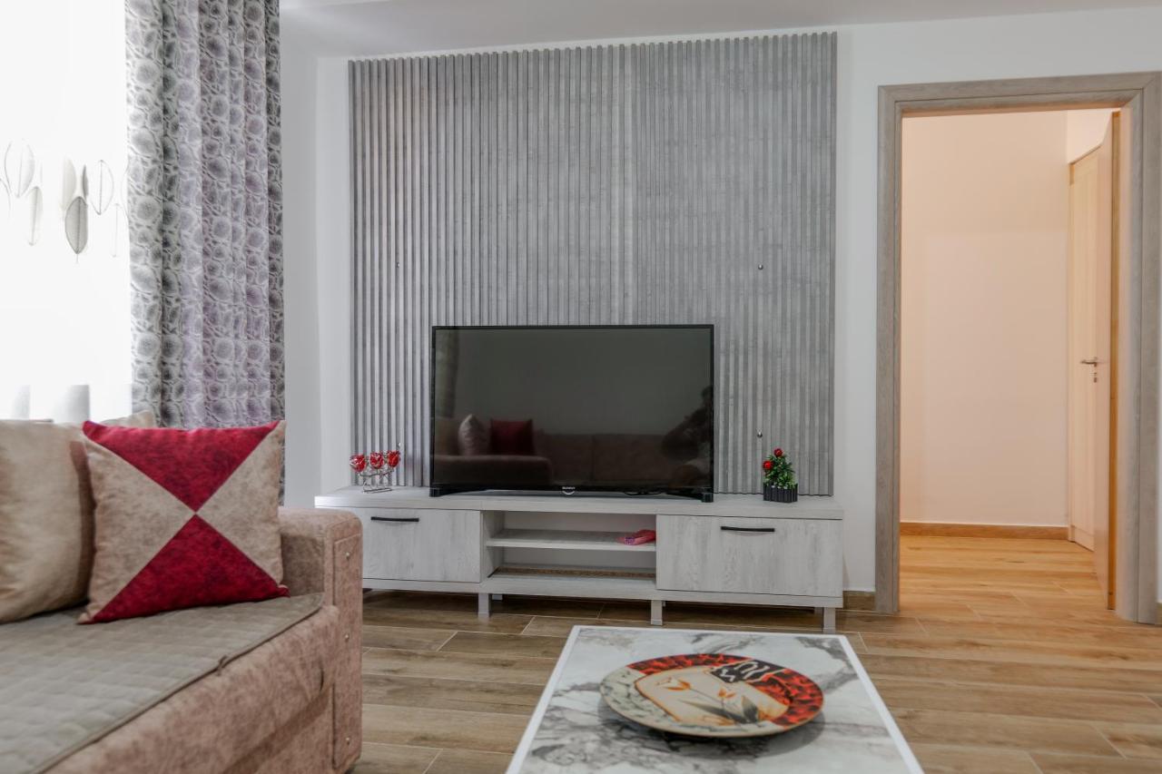 Ledjo Flats * Saranda