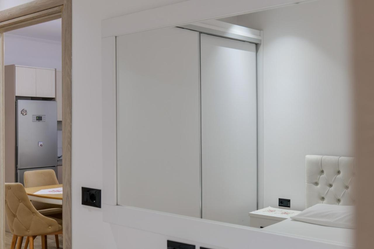 Ledjo Flats Appartement *