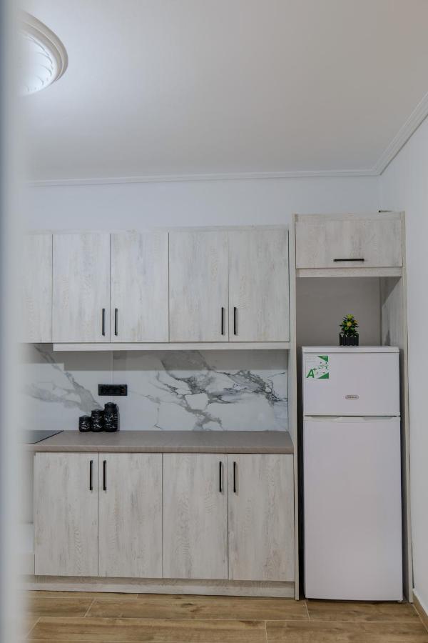 Ledjo Flats Appartement *